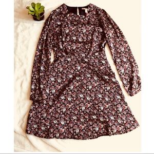 Forever 21 floral silk dress size S long sleeve